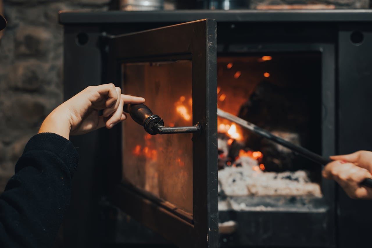 Oven Cleaning | Vish cleaning services Tasmania Hobart Glenorchy Kingston Margate Cambridge